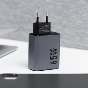 Nabíječka telefonu Forcell F-Energy GaN 2 x USB C + USB A QC4.0 PD 65W, šedá
